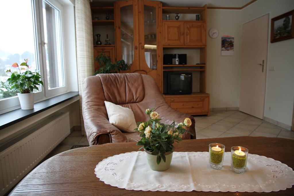 Ferienwohnung Buecker Schmallenberg Ruang foto
