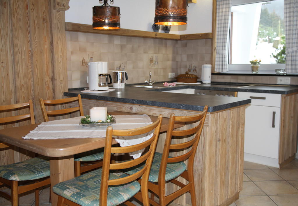 Ferienwohnung Buecker Schmallenberg Ruang foto